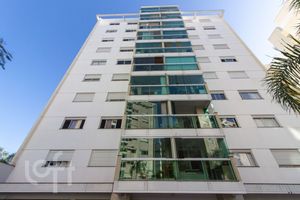 Image 34 - 556711