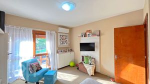 Image 15 - 556751