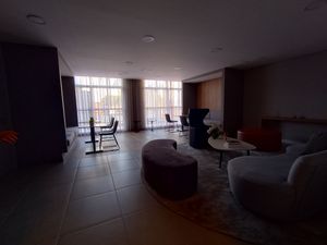 Image 9 - 557146