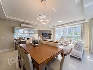 Image 25 - 557544