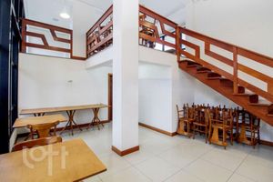 Image 34 - 557577