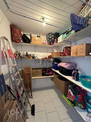 Image 15 - 557918