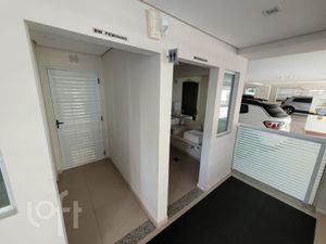 Image 39 - 558242