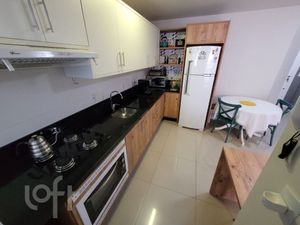 Image 11 - 558242