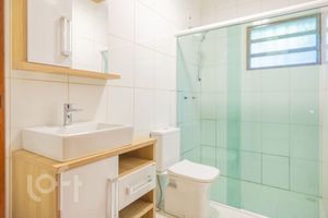 Image 30 - 558540