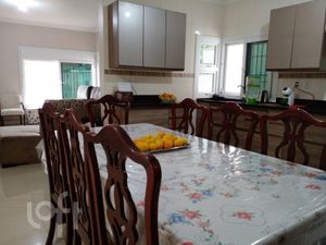 Image 11 - 558637