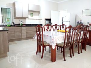 Image 9 - 558637