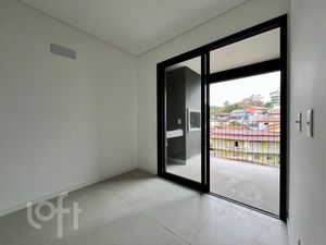 Image 13 - 558671