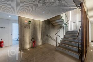 Image 4 - 559552
