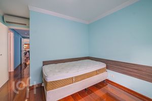 Image 38 - 559681