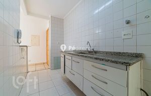 Image 9 - 559798
