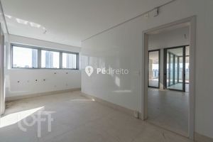 Image 4 - 559872