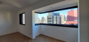 Image 2 - 560179