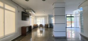 Image 30 - 560179