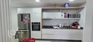 Image 3 - 560710