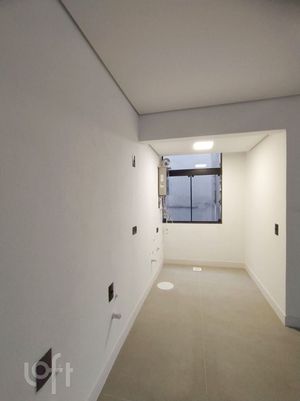 Image 5 - 560767