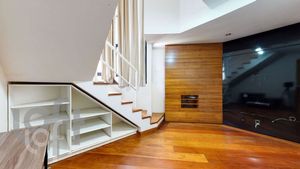 Image 32 - 560791