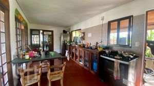 Image 11 - 561605