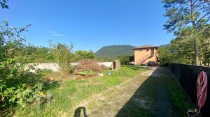 Image 26 - 561605
