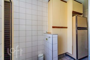 Image 11 - 561642