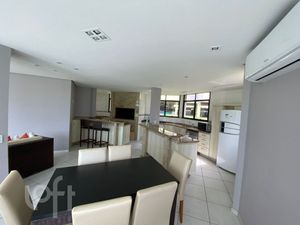 Image 37 - 562408