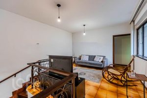 Image 21 - 562417