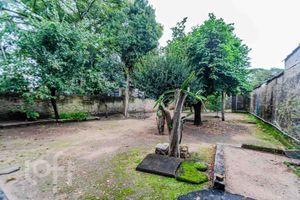 Image 38 - 562417