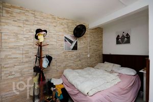 Image 24 - 562418
