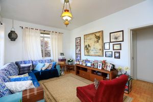 Image 34 - 562418