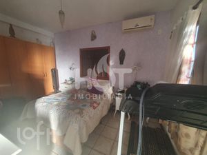 Image 9 - 562489