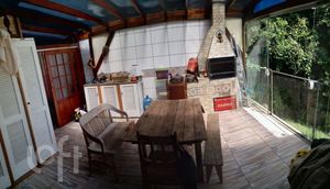 Image 8 - 562494
