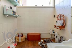Image 36 - 562658