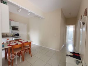 Image 8 - 562747