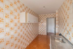 Image 19 - 562808