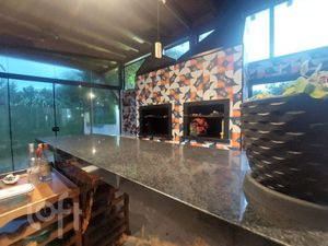 Image 11 - 562897