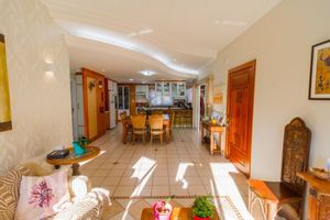 Image 3 - 563170