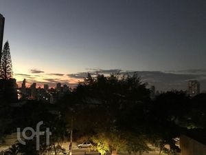 Image 12 - 563682