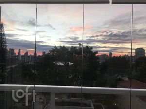 Image 9 - 563682