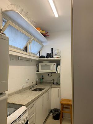 Image 6 - 563695