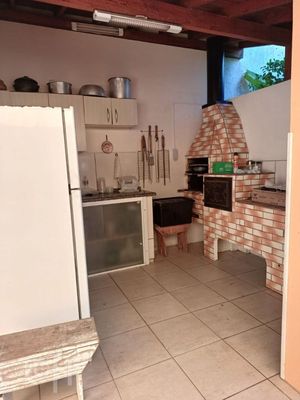 Image 12 - 563740