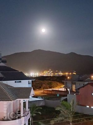Image 9 - 563862