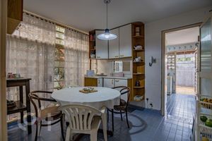 Image 26 - 564311