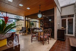 Image 17 - 564311
