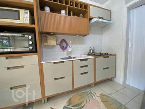 Image 7 - 564575