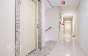Image 9 - 565490