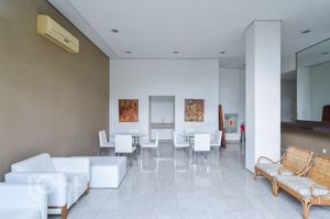Image 42 - 565554