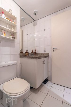 Image 13 - 565806