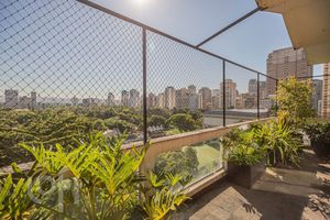 Image 10 - 565945