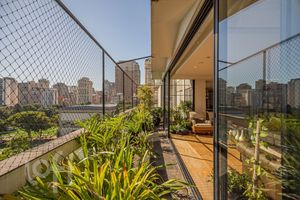 Image 8 - 565945