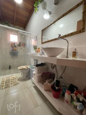 Image 16 - 567394